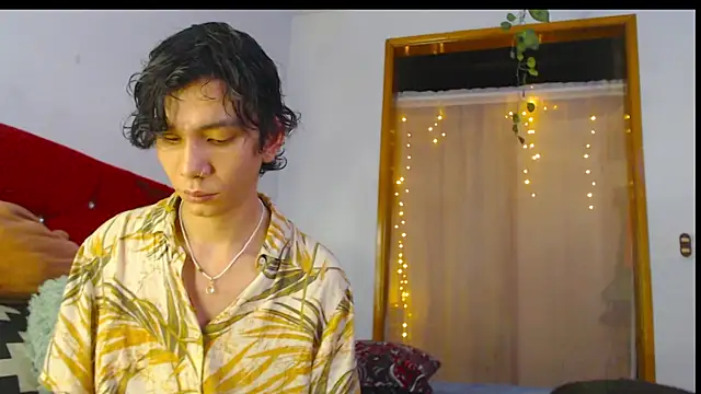 LAICK 01 online show from May 2026 04:28:01 AM