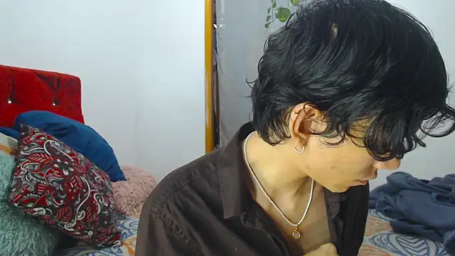 LAICK 01 online show from April 2026 06:05:02 AM