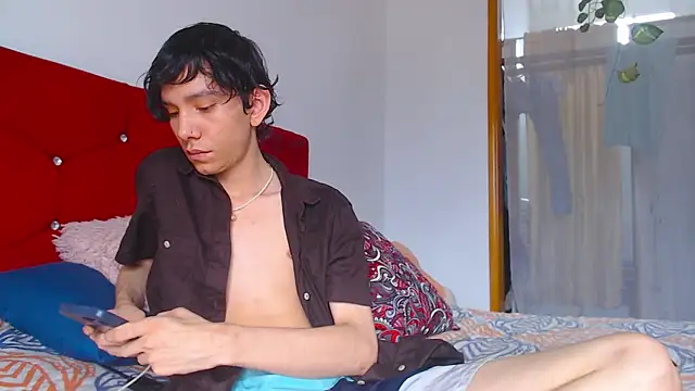 LAICK 01 online show from April 2026 09:07:02 PM