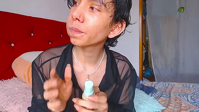 LAICK 01 online show from April 2026 07:07:02 PM