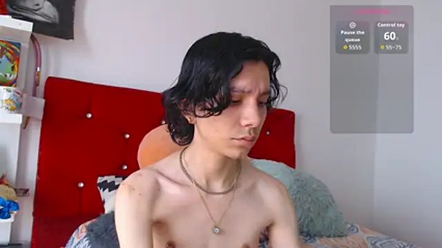 LAICK 01 online show from December 2025 07:46:02 PM