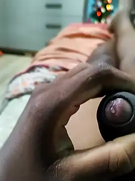 Arthu2r online show from December 2025 12:17:02 PM