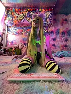 Snapshot of BABYUNICORN chatting on February 2025 08:11:02 PM BABYUNICORN online show from February 2025 08:11:02 PM