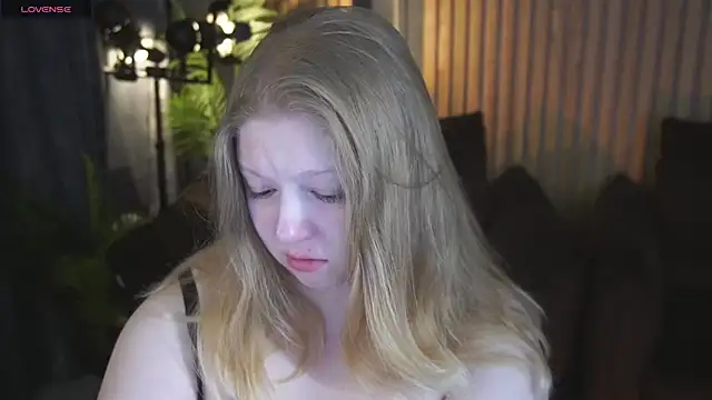 Tinker Belll online show from April 2026 07:40:02 PM