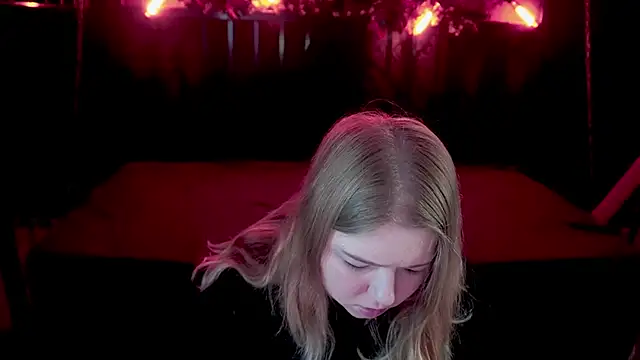 Tinker Belll online show from December 2025 08:03:01 PM