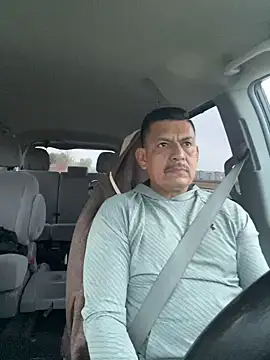 pumaHotz online show from December 2024 11:19:01 PM