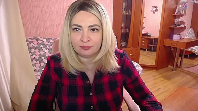 -MeowMeow online show from April 2026 04:57:02 PM