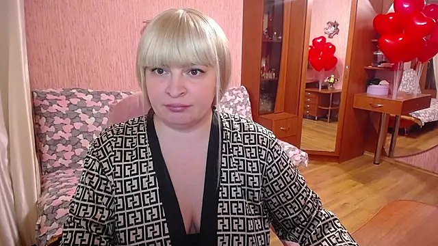 Snapshot of -MeowMeow chatting on October 2025 02:52:02 PM -MeowMeow online show from October 2025 02:52:02 PM