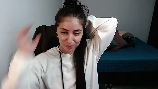 valentina angel online show from December 2025 03:09:01 AM