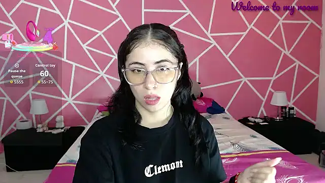 Snapshot of valentina_angel chatting on September 2025 08:34:01 PM valentina angel online show from September 2025 08:34:01 PM