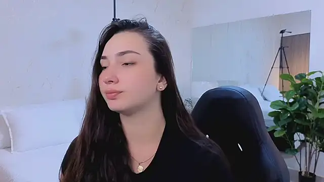 ava blue online show from February 2026 07:45:02 PM