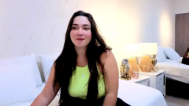 ava blue online show from November 2025 07:52:02 PM