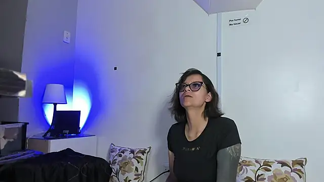 beauti wild25 online show from March 2026 07:21:01 PM