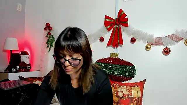 beauti wild25 online show from December 2025 07:18:01 PM