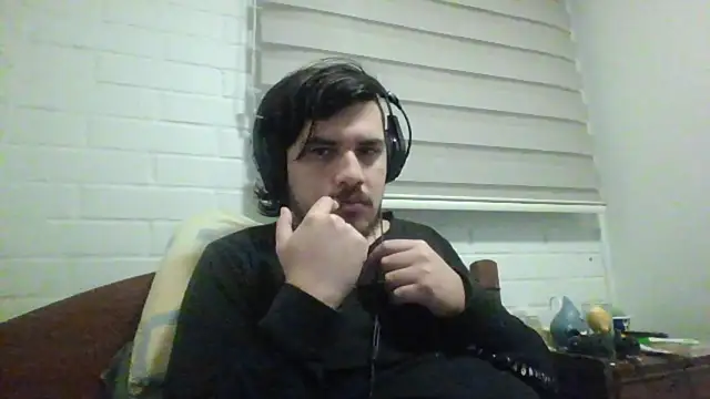 hung weeb online show from May 2026 05:18:02 AM