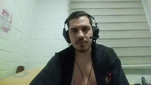 hung weeb online show from November 2025 03:43:01 AM