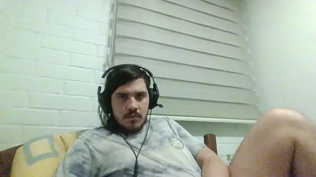 hung weeb online show from March 2026 03:19:02 AM