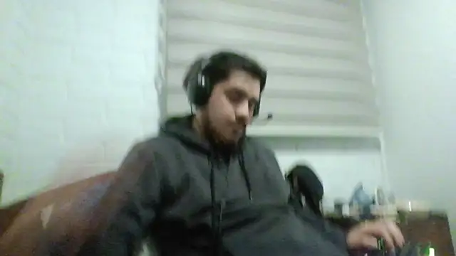 hung weeb online show from April 2026 01:29:02 AM