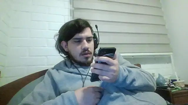 hung weeb online show from June 2026 02:33:01 AM