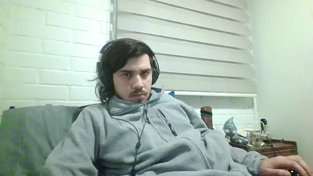 hung weeb online show from August 2026 02:41:02 AM