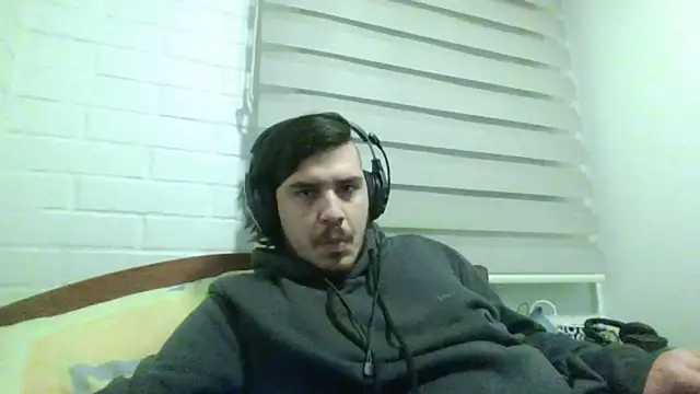 hung weeb online show from May 2026 02:35:02 AM