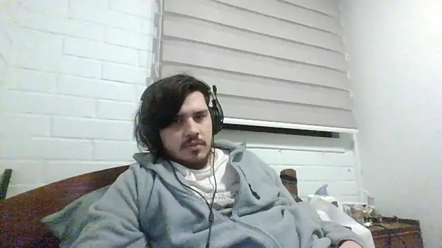 hung weeb online show from August 2026 01:21:01 AM