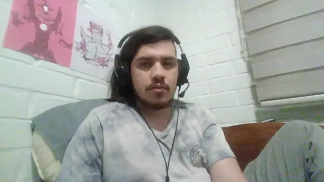 Snapshot of hung_weeb chatting on October 2025 02:23:01 AM hung weeb online show from October 2025 02:23:01 AM