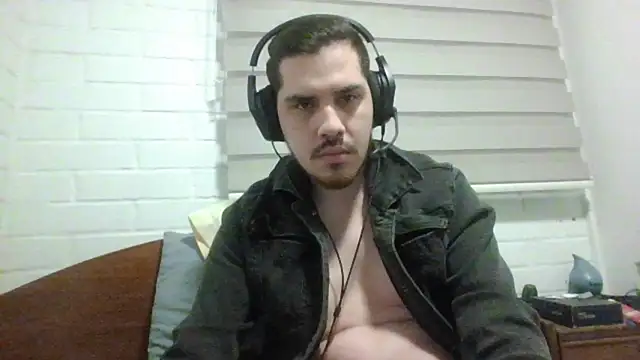 hung weeb online show from November 2025 04:23:02 AM