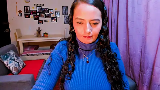 emma luxy online show from March 2026 11:51:02 PM