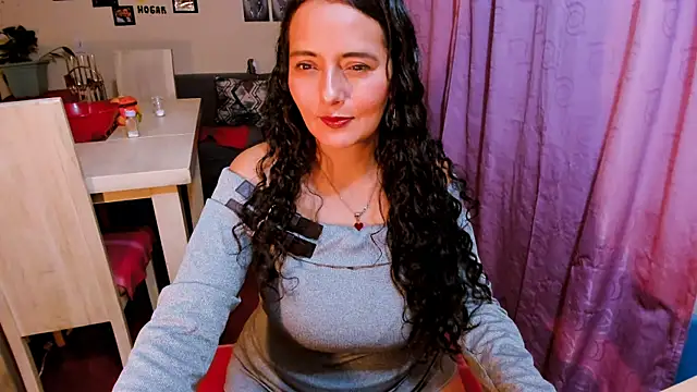 emma luxy online show from March 2026 04:56:02 AM