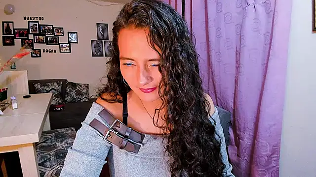 emma luxy online show from January 2026 05:33:01 AM