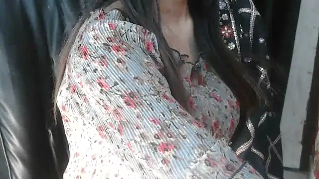 Snapshot of JannatDoll1 chatting on February 2025 04:15:01 PM JannatDoll1 online show from February 2025 04:15:01 PM