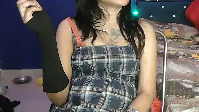 Snapshot of JannatDoll1 chatting on November 2025 09:20:02 PM JannatDoll1 online show from November 2025 09:20:02 PM