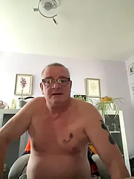 Garry831 online show from December 2025 10:27:02 AM