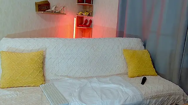 KimPolloc online show from February 2026 07:24:01 PM