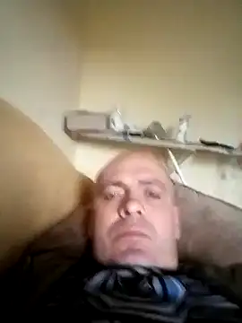 Robertvirt online show from September 2025 02:35:02 PM