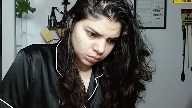 Snapshot of Nikkykora15 chatting on October 2025 12:25:01 AM Nikkykora15 online show from October 2025 12:25:01 AM