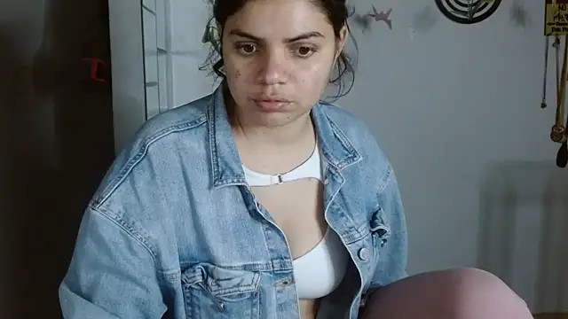 Nikkykora15 online show from February 2026 11:13:01 PM