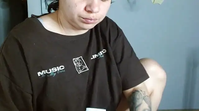 Nikkykora15 online show from March 2026 01:06:01 AM