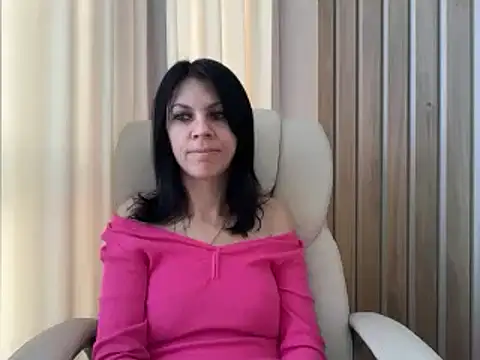 Snapshot of InjaAtHome chatting on November 2025 08:14:02 AM InjaAtHome online show from November 2025 08:14:02 AM