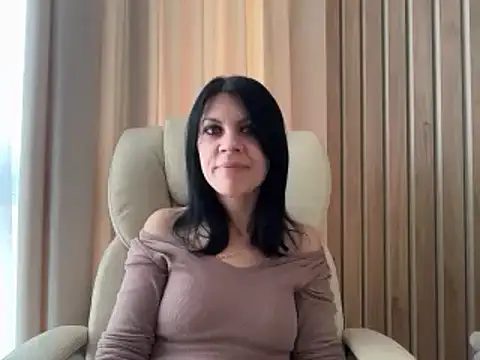 Snapshot of InjaAtHome chatting on November 2025 06:51:02 AM InjaAtHome online show from November 2025 06:51:02 AM