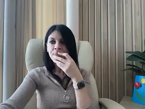 Snapshot of InjaAtHome chatting on March 2026 07:35:01 AM InjaAtHome online show from March 2026 07:35:01 AM