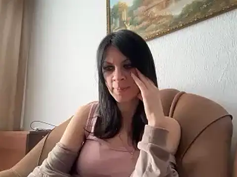 Snapshot of InjaAtHome chatting on March 2026 08:03:02 AM InjaAtHome online show from March 2026 08:03:02 AM