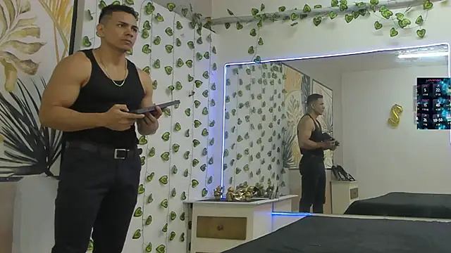 Snapshot of ChoreyTaiylor chatting on November 2025 02:31:02 PM ChoreyTaiylor online show from November 2025 02:31:02 PM