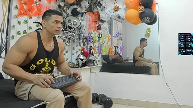 Snapshot of ChoreyTaiylor chatting on October 2025 02:25:02 PM ChoreyTaiylor online show from October 2025 02:25:02 PM