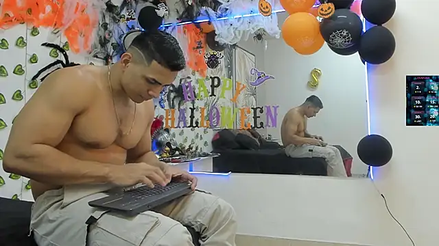 Snapshot of ChoreyTaiylor chatting on October 2025 03:13:02 PM ChoreyTaiylor online show from October 2025 03:13:02 PM