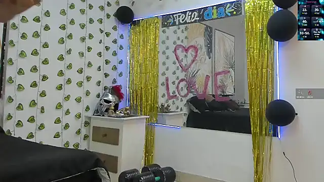 Snapshot of ChoreyTaiylor chatting on October 2025 03:27:01 PM ChoreyTaiylor online show from October 2025 03:27:01 PM