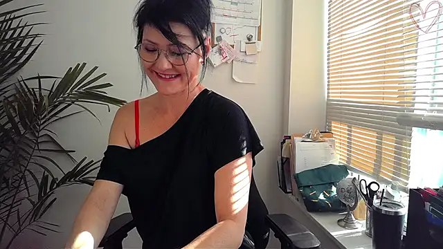 City Kat online show from November 2025 02:45:02 PM