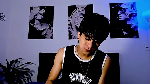 Eiden allenx online show from September 2025 01:06:02 PM