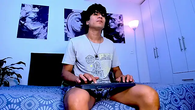 Eiden allenx online show from October 2025 02:49:01 PM